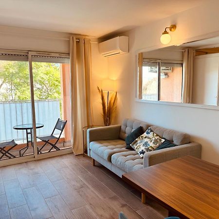 Claelle Appartment - 200M Beach 망들리유 라 나플 외부 사진
