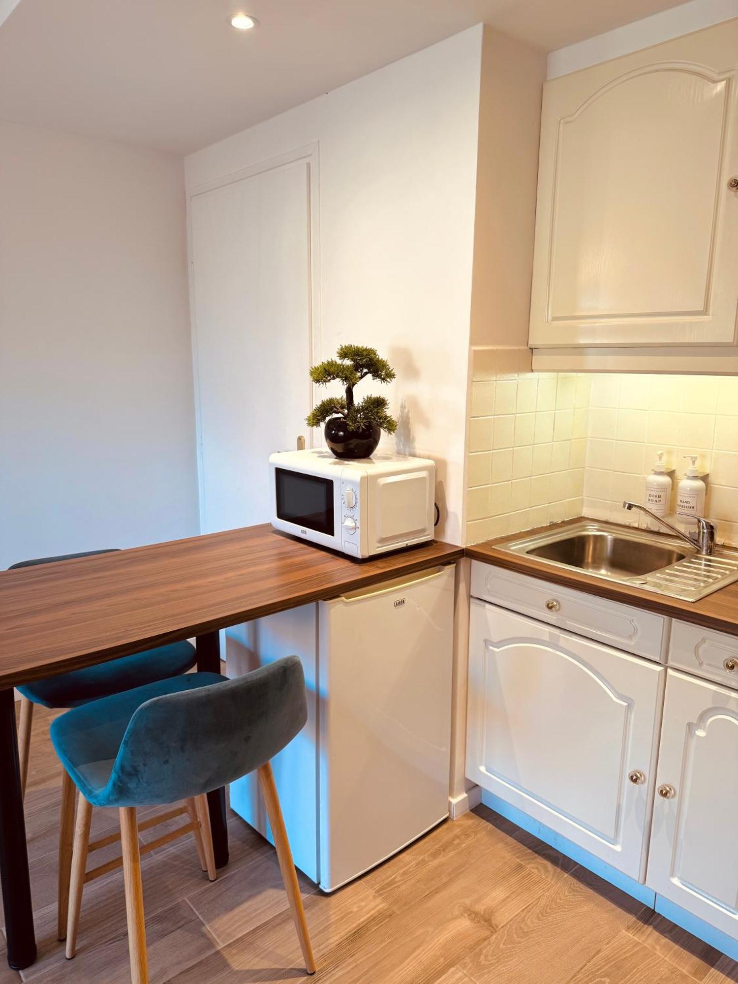 Claelle Appartment - 200M Beach 망들리유 라 나플 외부 사진