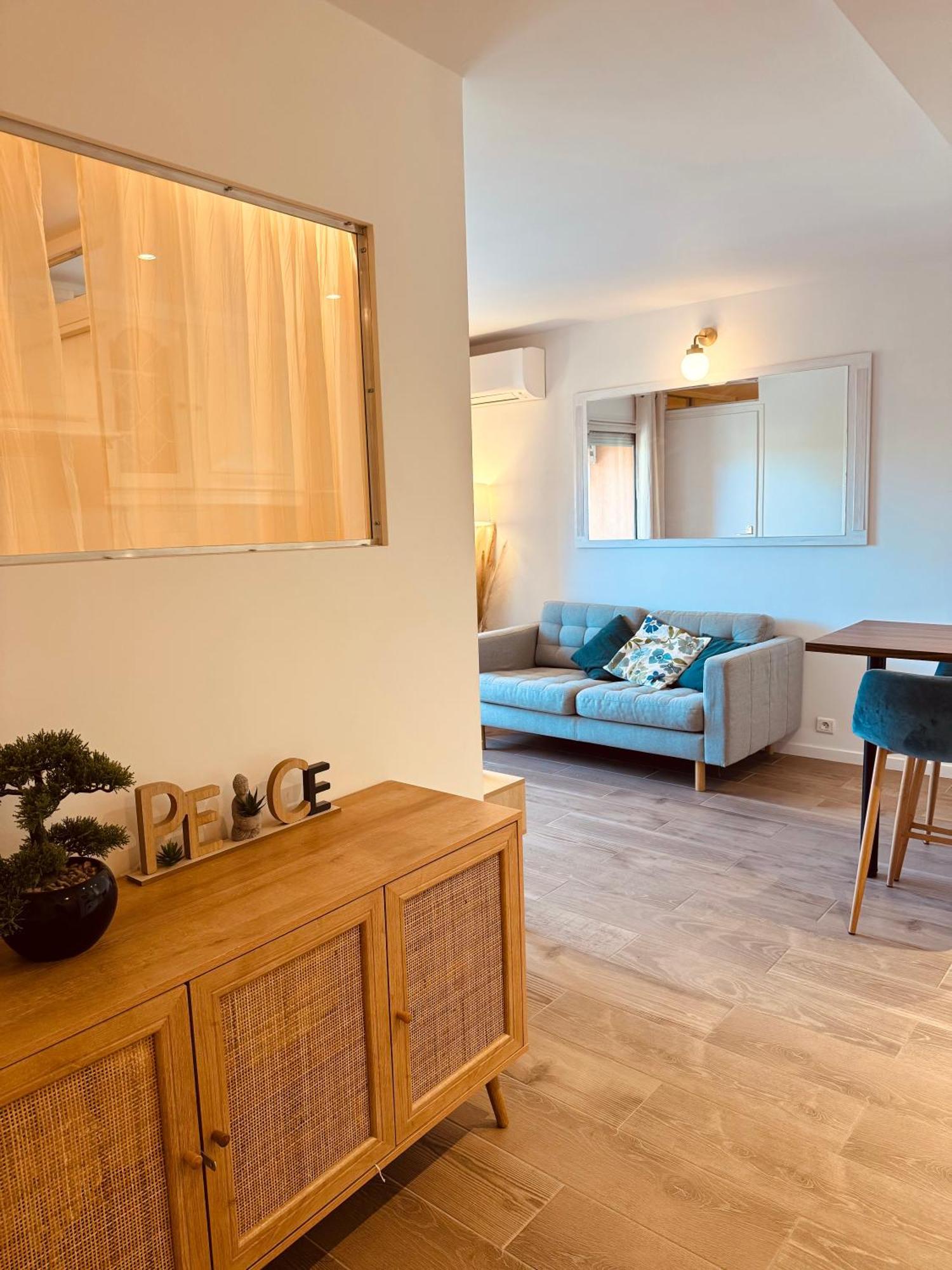 Claelle Appartment - 200M Beach 망들리유 라 나플 외부 사진